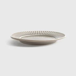 Plato llano 22cmdiseño acanalado Pleatp