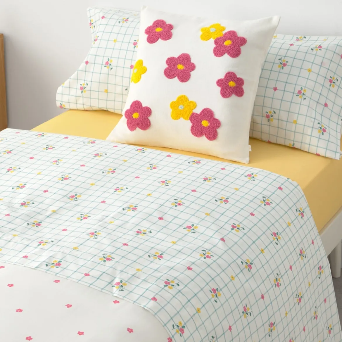 Set sábana algodón percal 180 hilos cuadros flores Florgri