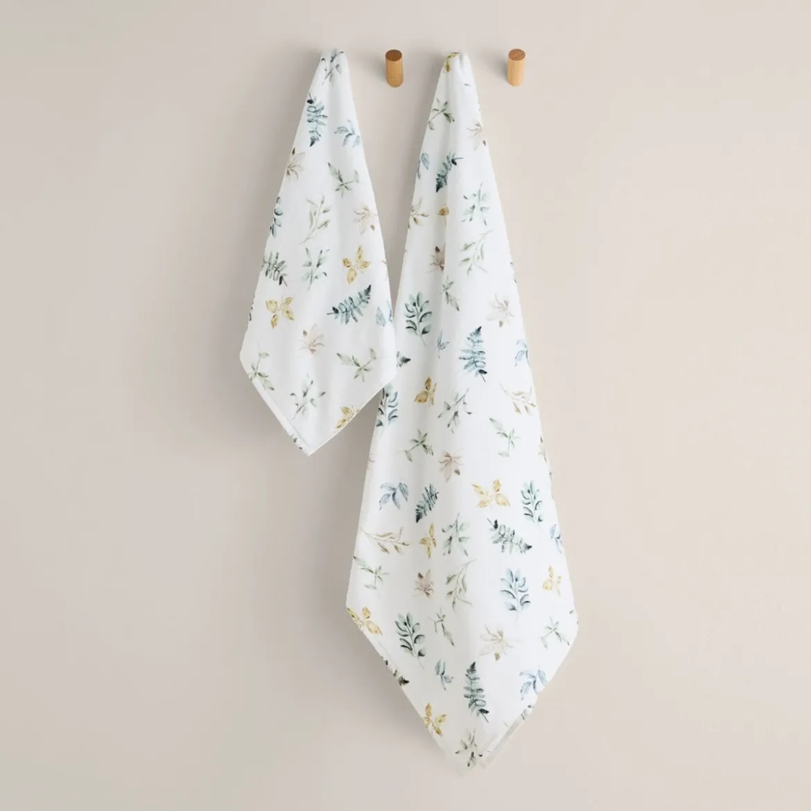 Toalla de baño algodón estampado hojas Foloto