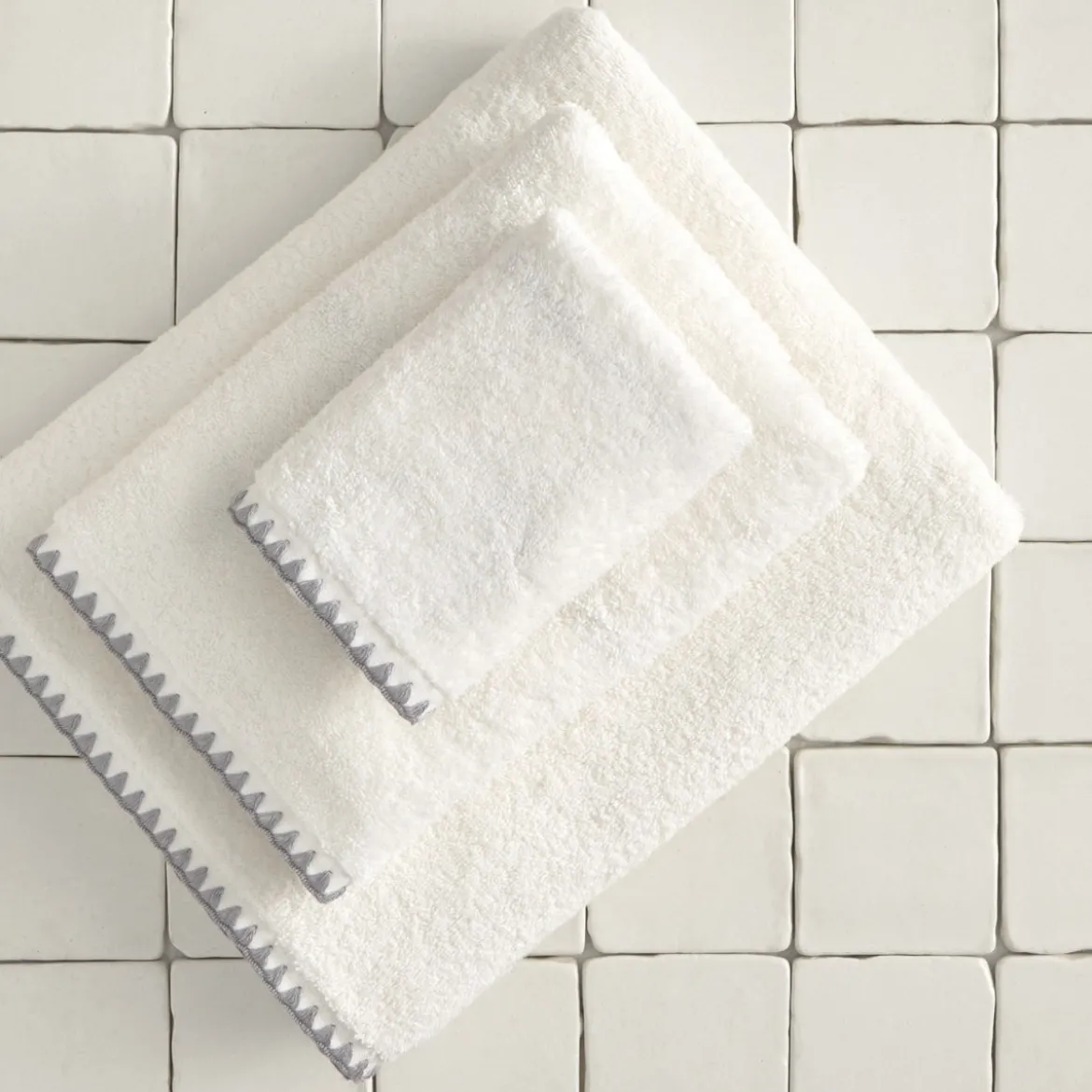Toalla de baño algodón pespunte decorativo Unimax